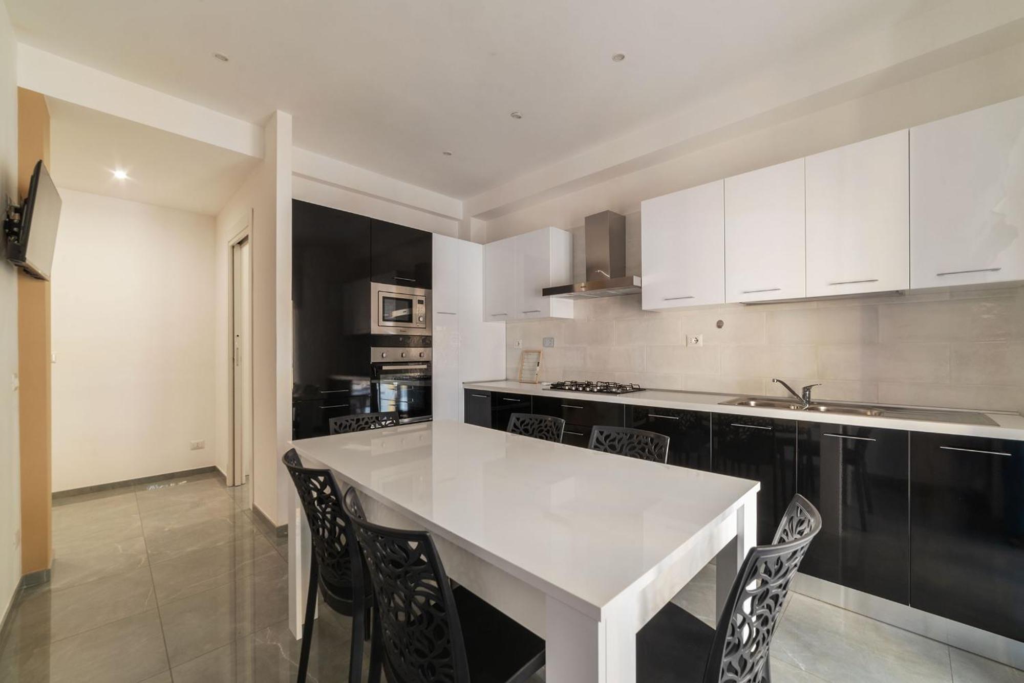 Joivy Delightful 3-Bed Flat With Balcony Lejlighed Rom Eksteriør billede