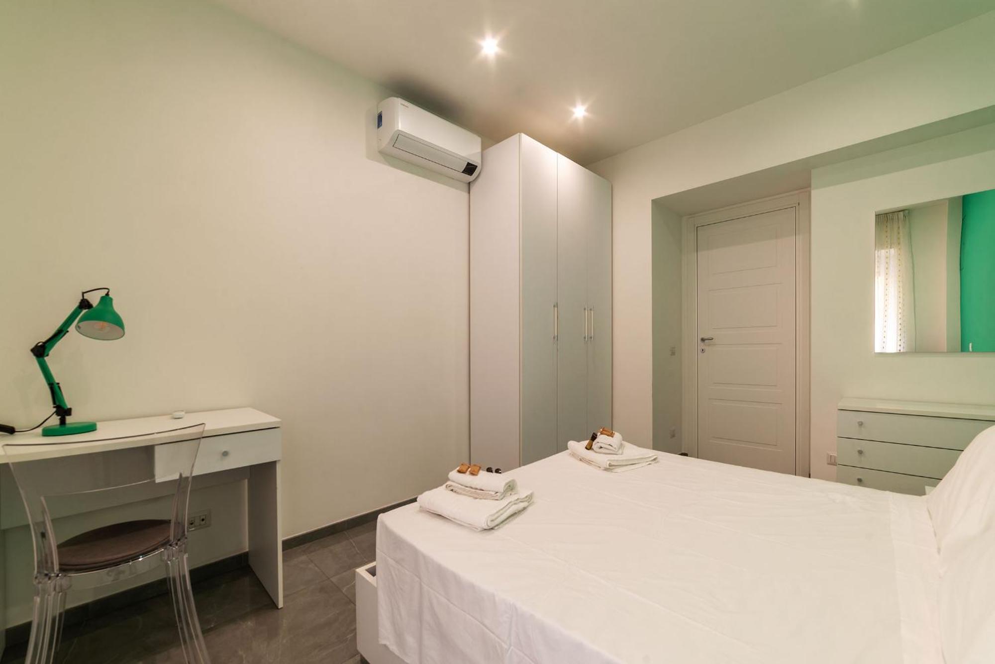 Joivy Delightful 3-Bed Flat With Balcony Lejlighed Rom Eksteriør billede