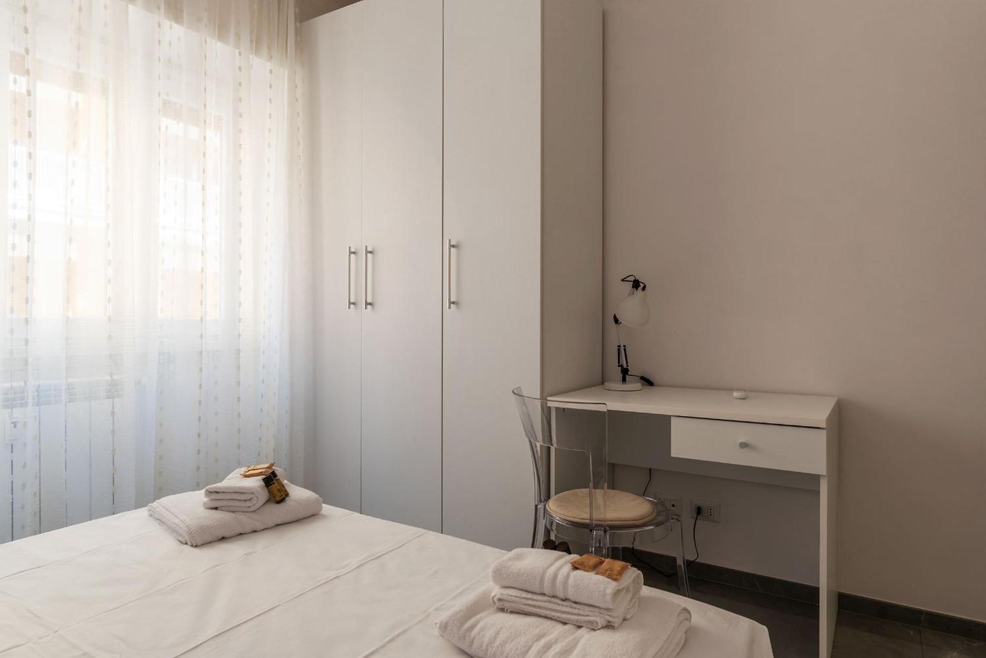 Joivy Delightful 3-Bed Flat With Balcony Lejlighed Rom Eksteriør billede