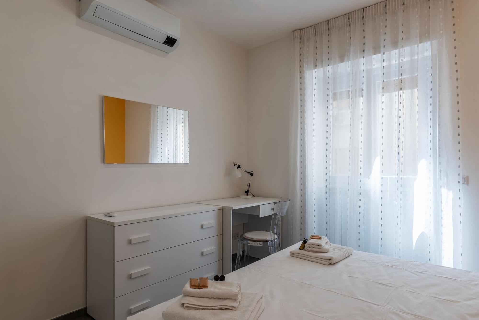 Joivy Delightful 3-Bed Flat With Balcony Lejlighed Rom Eksteriør billede